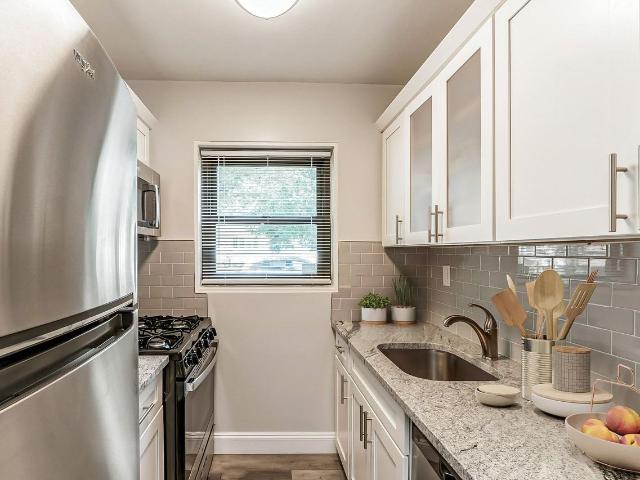 Apartment for rent in Hicksville Apartment for rent in Hicksville