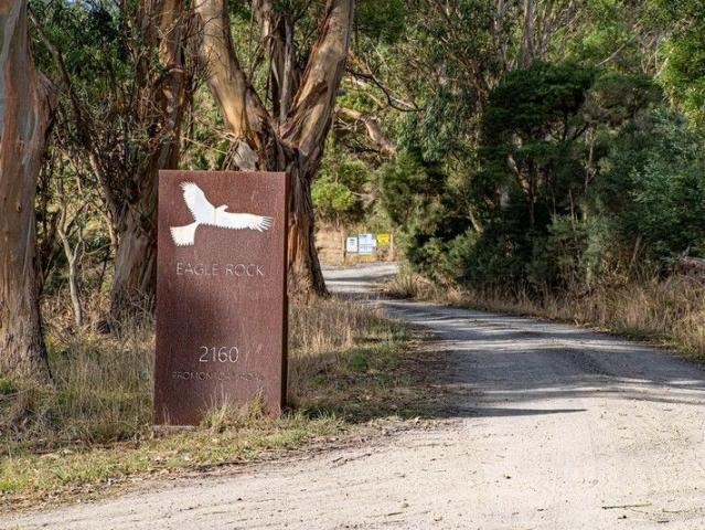 Cottage for sale in Fish Creek, Victoria