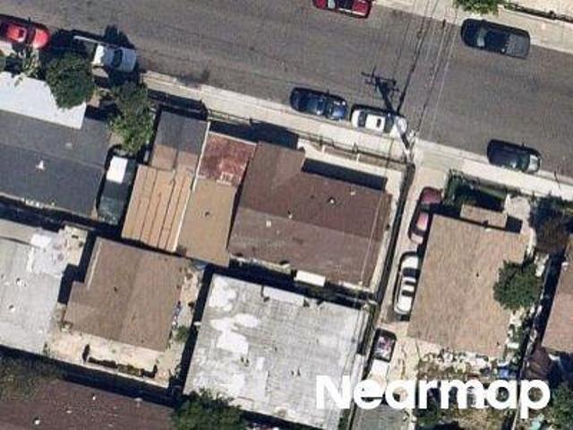 House for sale in East Los Angeles, Canoga Park