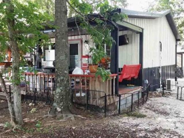 House for sale in Lake Ozark, Miller County