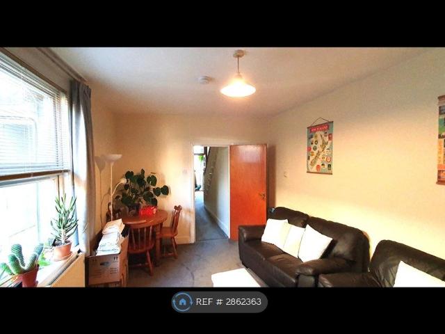 Apartment for rent in London Borough of Ealing, Greater London