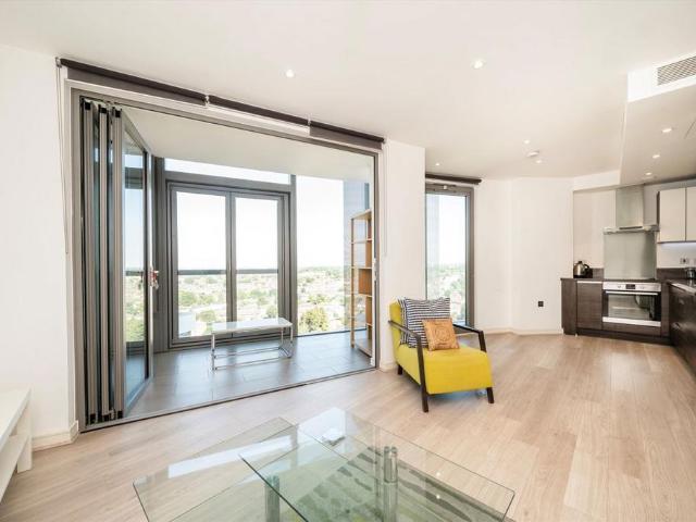 Apartment for rent in London Borough of Hounslow, Greater London