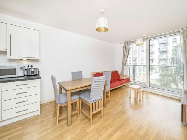 Apartment for rent in London Borough of Hounslow, Greater London