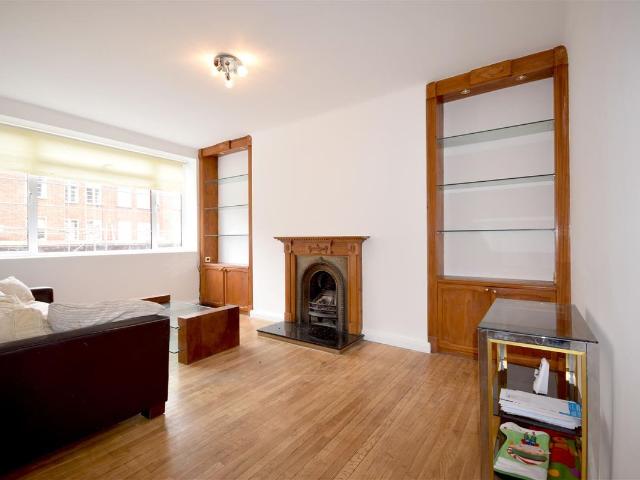 Apartment for rent in St. John's Wood, Greater London