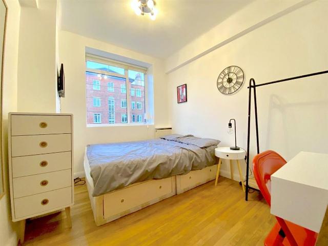 Room for rent in St. John's Wood, Greater London