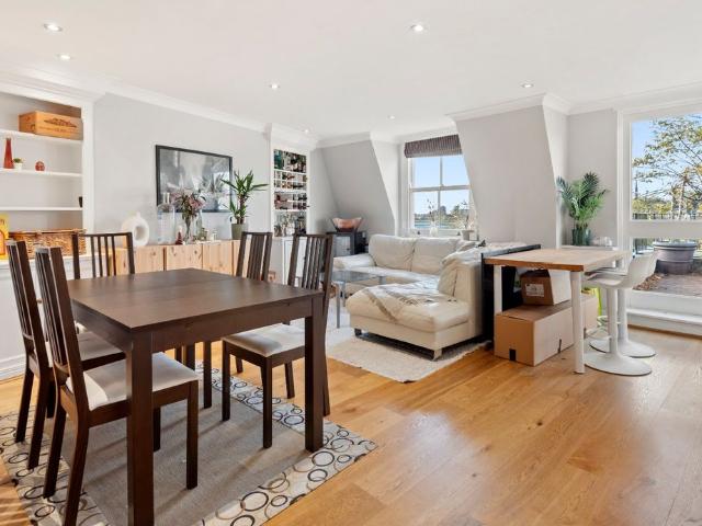 Apartment for rent in Earl's Court, Greater London