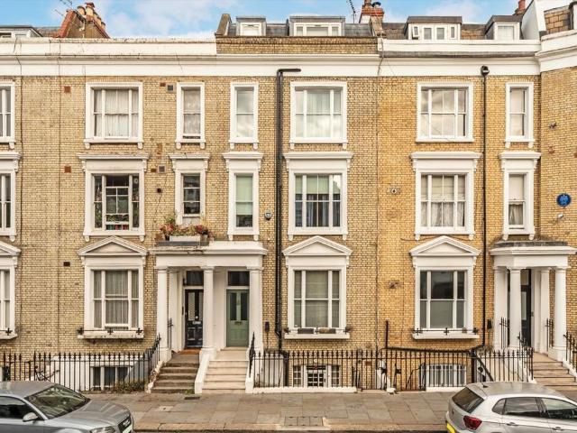 Apartment for rent in Earl's Court, Greater London