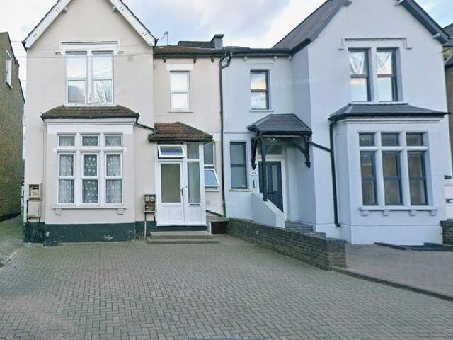House for rent in North Cray, Greater London