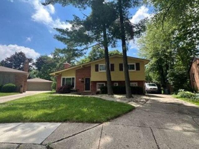 House for sale in Farmington, Oakland County