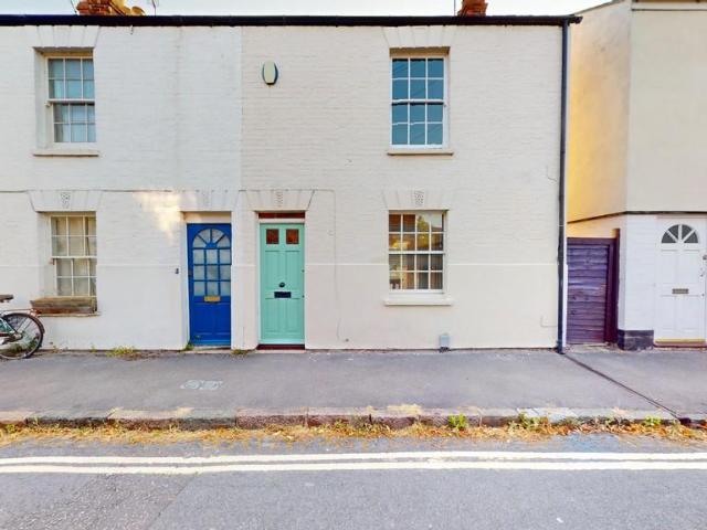 House for rent in West Oxford, The Slade