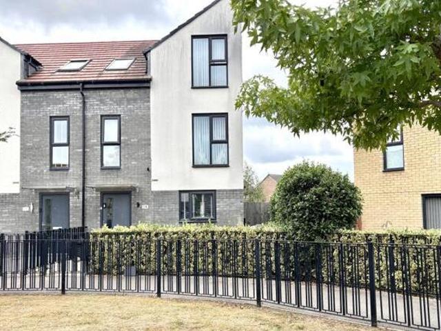 House for sale in Pontefract, West Yorkshire