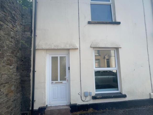 House for rent in Nangreaves, Wales