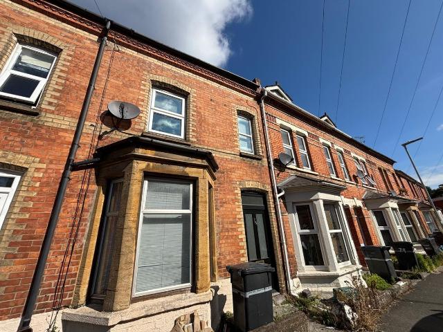 Room for rent in Yeovil, Somerset