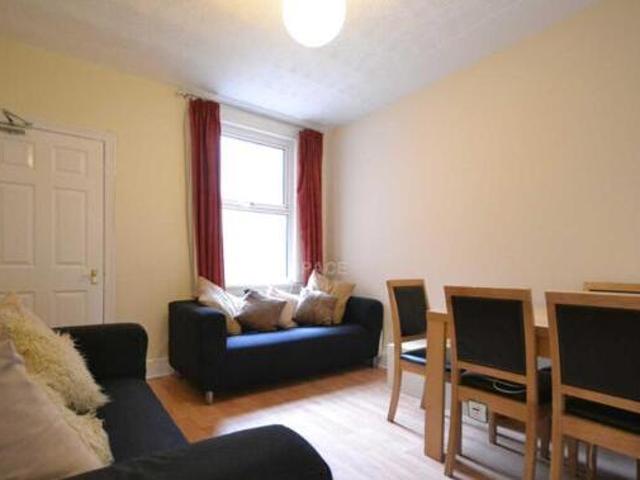 House for rent in Reading