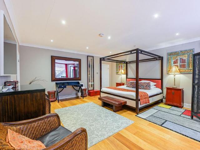 Apartment for rent in Earl's Court, Greater London
