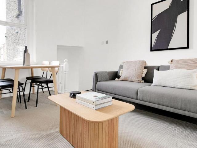 Apartment for rent in Earl's Court, Greater London