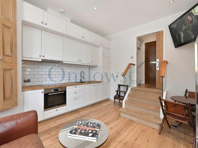 House for rent in Earl's Court, Greater London