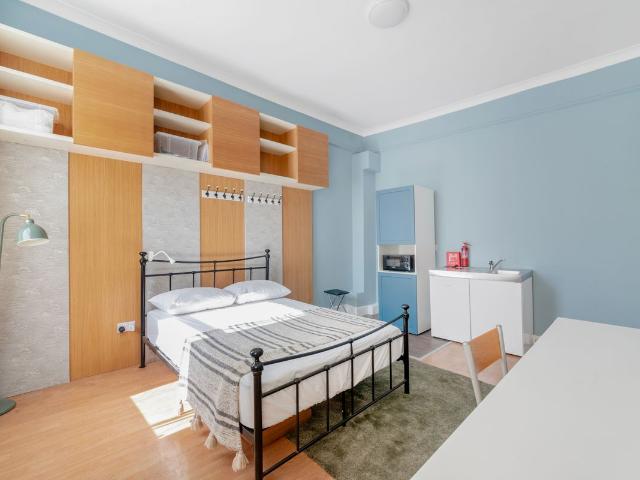 Room for rent in Earl's Court, Greater London
