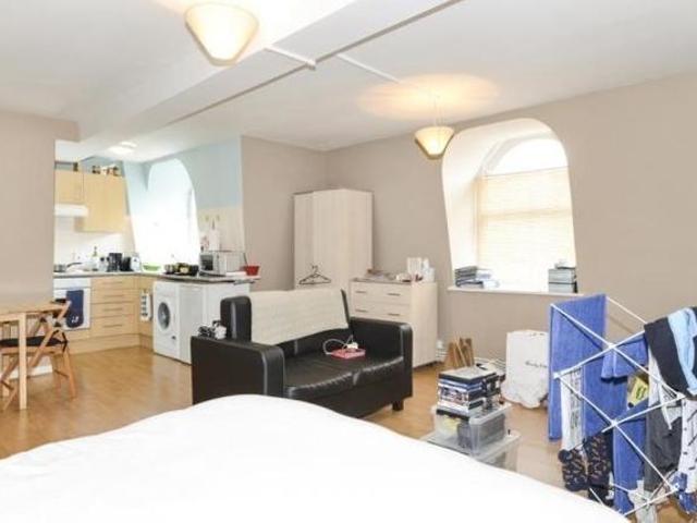 Studio for rent in Earl's Court, Greater London