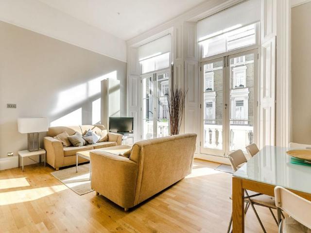 House for rent in Earl's Court, Greater London