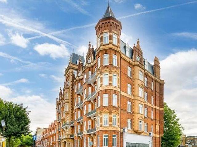 House for sale in City of London, Greater London