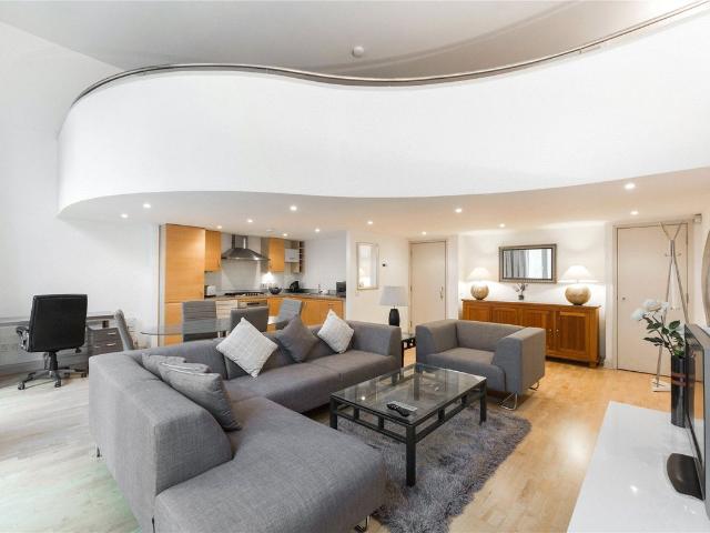 Studio for rent in Earl's Court, Greater London