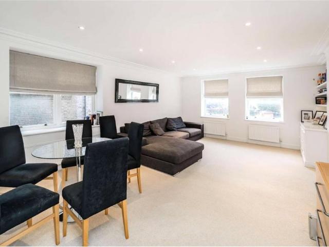 House for rent in Earl's Court, Greater London