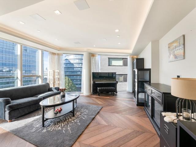 Apartment for rent in Victoria, Greater London