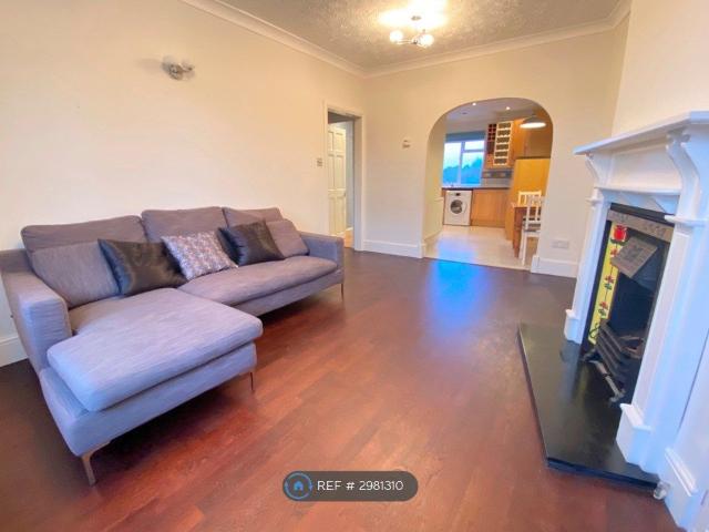 Apartment for rent in Earlsfield, Greater London