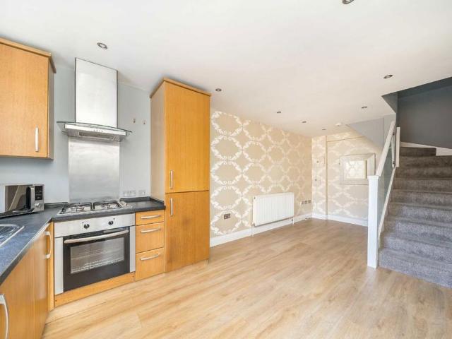 Apartment for rent in Earlsfield, Greater London