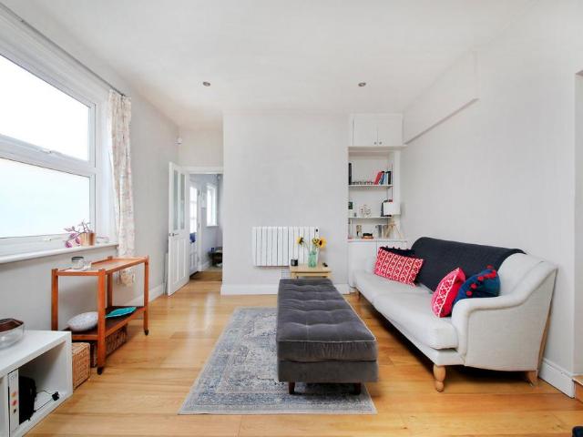 Apartment for rent in London Borough of Wandsworth, Greater London
