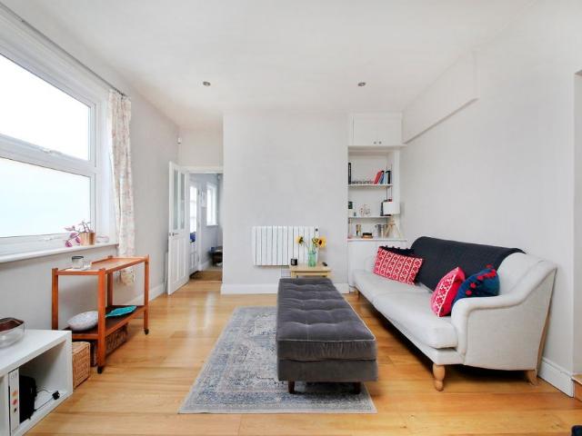 Apartment for rent in London Borough of Wandsworth, Greater London