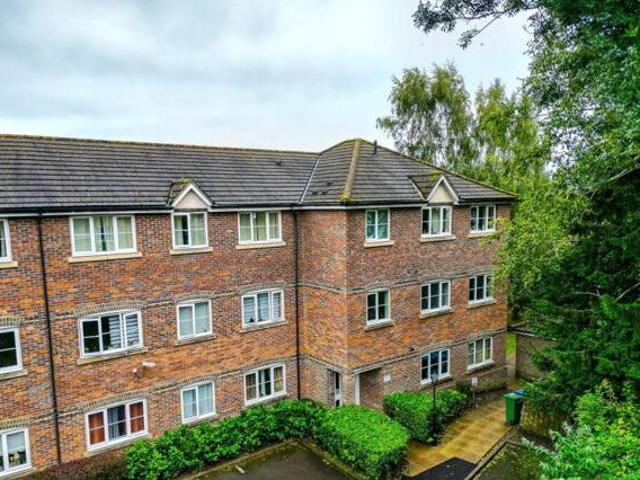 House for sale in Red Hill, Surrey