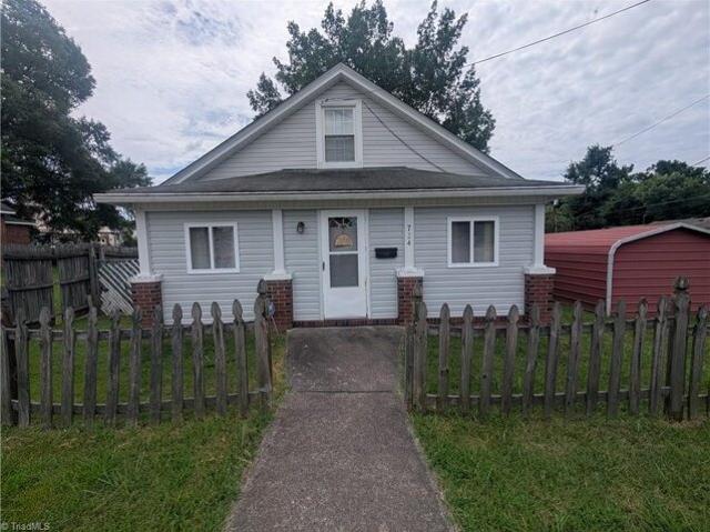 House for sale in Eden