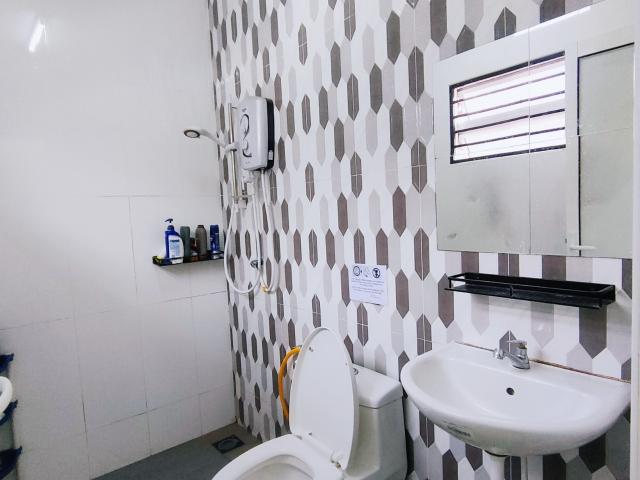 Room for rent in Petaling, Damansara Damai