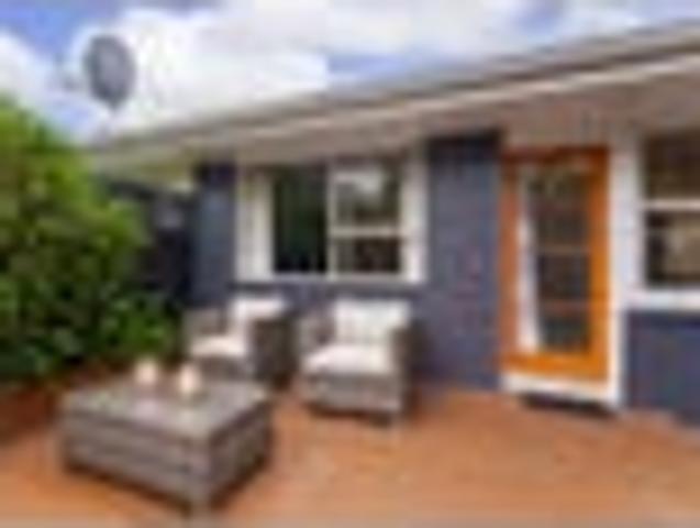 Apartment for sale in Heathcote, Canterbury