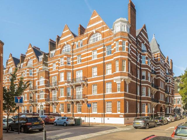 Apartment for rent in London Borough of Hammersmith and Fulham, Greater London