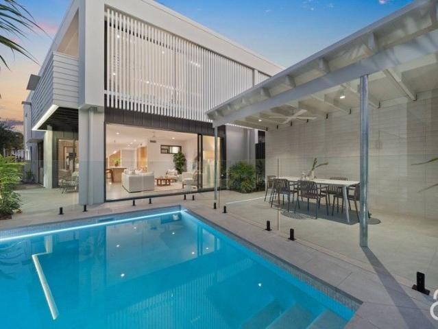 Duplex for sale in Kings Creek, Queensland