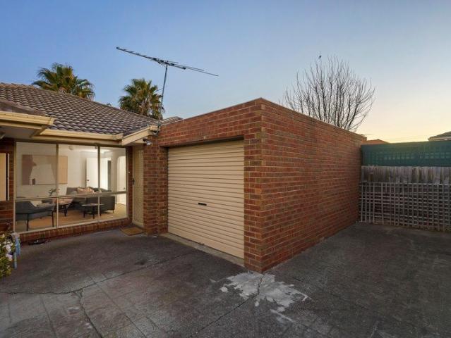 Apartment for rent in Essendon, Melbourne