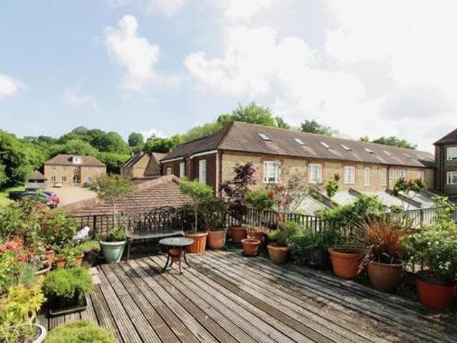 House for sale in Littlecote, West Sussex