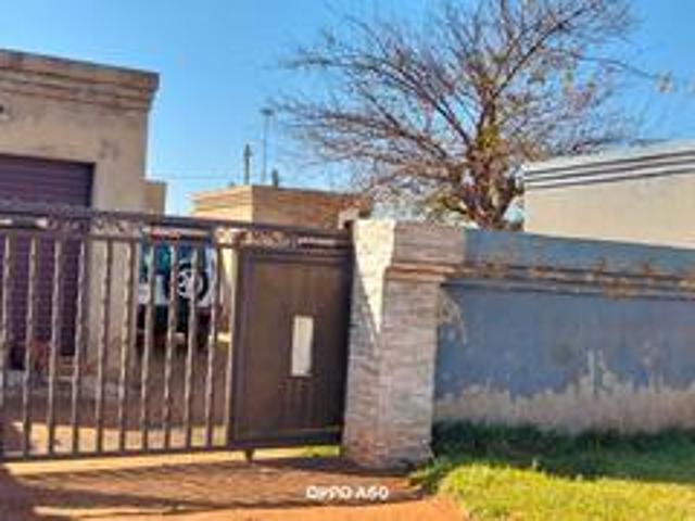 Land for sale in Katlehong