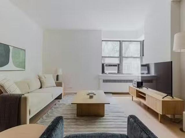 Apartment for rent in Arverne, New York