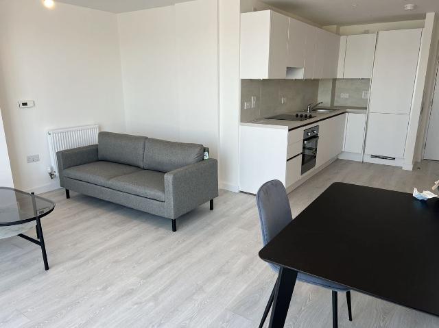 Apartment for rent in London Borough of Ealing, Greater London