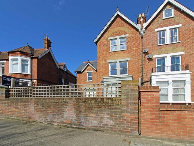Apartment for rent in London Borough of Ealing, Greater London