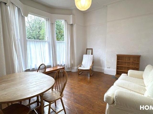 Apartment for rent in Calderstones