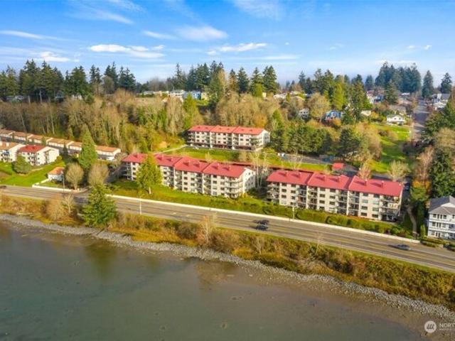 Condo for sale in Olympia Condo for sale in Olympia