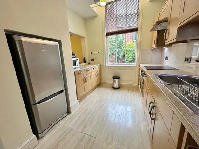 Apartment for rent in Avenham, Higher Bartle