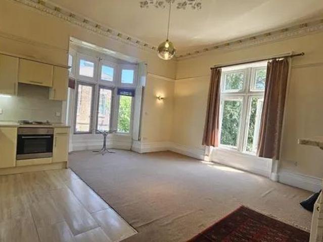 Studio for rent in Avenham, Higher Bartle
