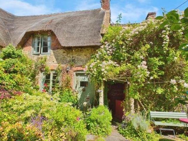 House for sale in Yeovil, Somerset