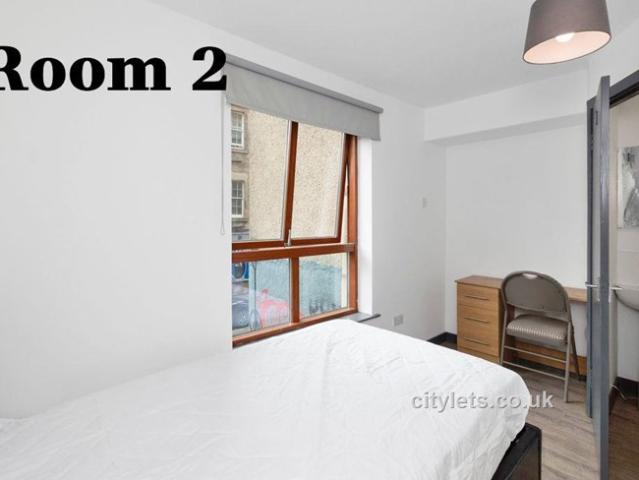 Room for rent in Southside, Scotland